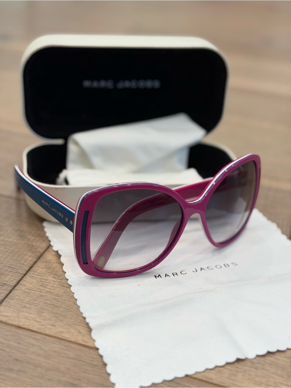Marc Jacobs Pink and Blue Cat-Eye Sunglasses